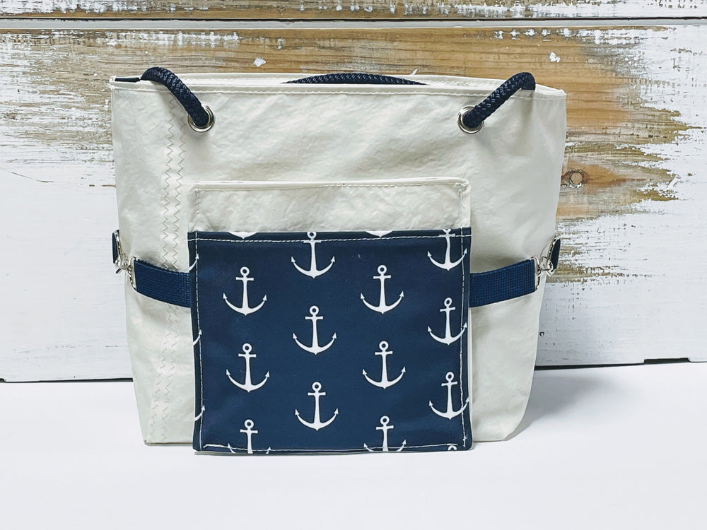 
            
                Load image into Gallery viewer, Recycled Sailcloth White Lobster Travel Bag with Trolley Sleeve
            
        