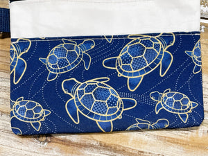 Blue Turtles Women's Wristlet