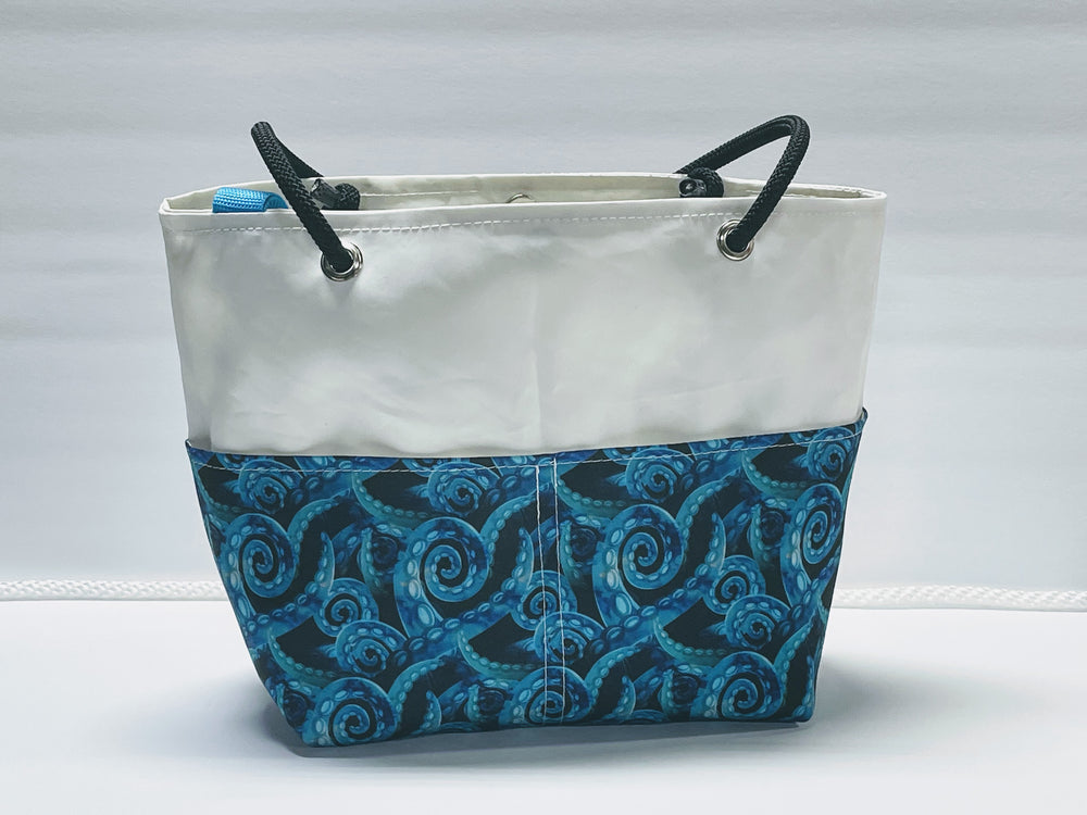 
            
                Load image into Gallery viewer, Main Sail Blue Octopus Recycled Sail Tote Bag
            
        