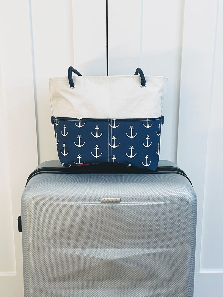 
            
                Load image into Gallery viewer, Recycled Sailcloth White Lobster Travel Bag with Trolley Sleeve
            
        
