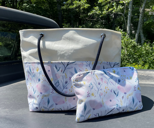 
            
                Load image into Gallery viewer, The Mast Swimming Mermaids Diaper Bag
            
        