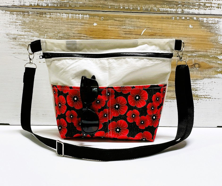 Red Poppy Women's Crossbody Bag